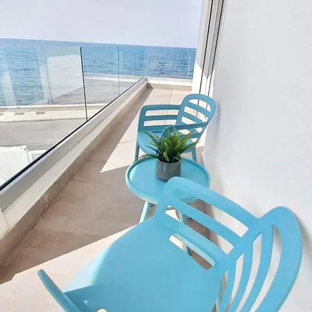 Villa Mediterranea Apartments - Seaview, Pool & Garden Bari Exterior photo