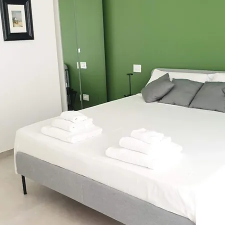 Villa Mediterranea Apartments - Seaview, Pool & Garden Bari Exterior photo