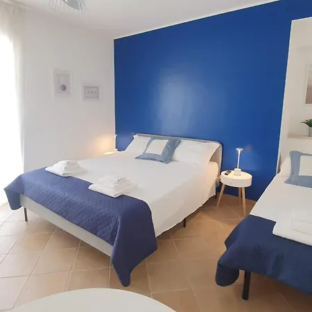 Villa Mediterranea Apartments - Seaview, Pool & Garden Bari Exterior photo