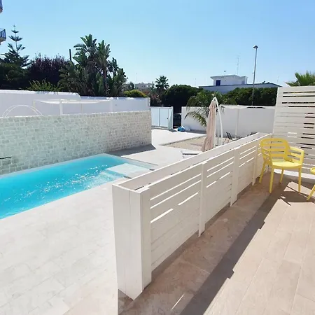 Villa Mediterranea Apartments - Seaview, Pool & Garden Bari Exterior photo