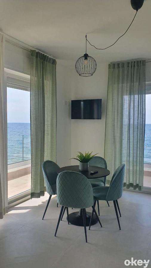 Appartement Mediterranea - Seaview, Pool & Garden