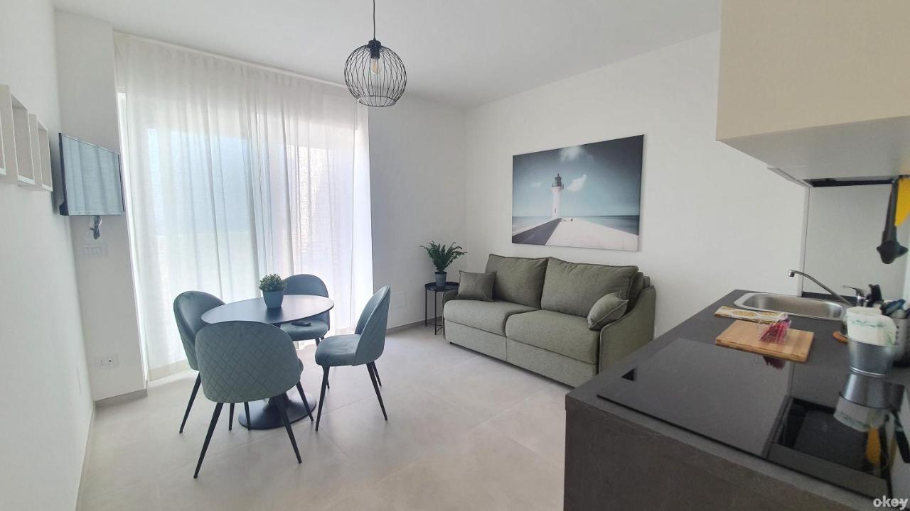 Appartement Mediterranea - Seaview, Pool & Garden Bari