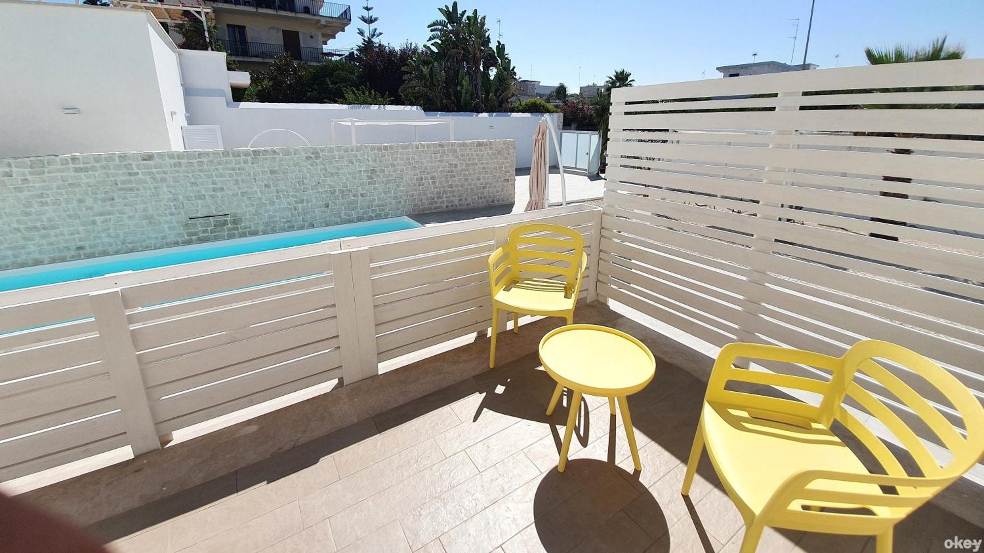 Mediterranea - Seaview, Pool & Garden Appartement Bari
