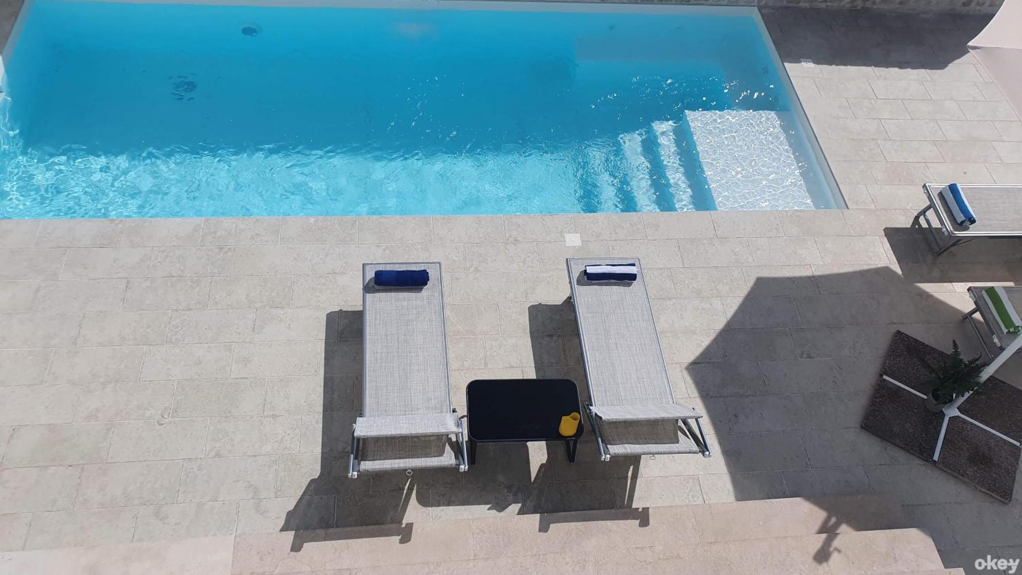 Appartement Mediterranea - Seaview, Pool & Garden Bari